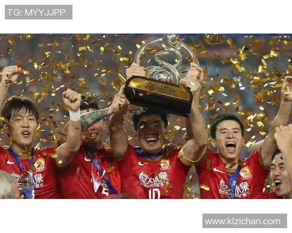 巴萨与尤文激战正酣格子能否引领球队逆袭胜利